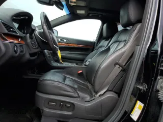 2018 Lincoln MKT with VIN 2LMHJ5NK9JBL00840, listed as a Copart auction lot 49354005 with 259,267 mi miles and Salvage Title. Bid and sale history available at carsss.com. Image 7.