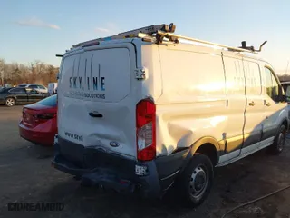 2016 Ford Transit Cargo Van with VIN 1FTYR1ZM6GKA29246, listed as a IAAI auction lot 40976984 with 172,399 mi miles. Bid and sale history available at carsss.com. Image 6.