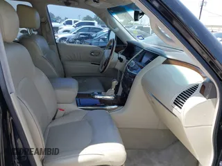 2011 Infiniti QX56 8-passenger с VIN JN8AZ2ND6B9700111, выставлен на аукционе IAAI как лот 42278602 с пробегом 199 706 миль миль и . История ставок и продаж доступна на DreamBid. Изображение 5.