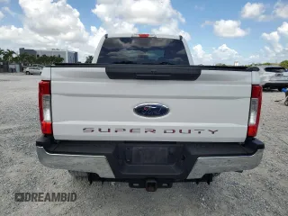 2019 Ford F-250 XL with VIN 1FT7W2BT6KED74084, listed as a Copart auction lot 62181815 with 113,591 mi miles and Non repairable. Bid and sale history available at DreamBid. Image 6.
