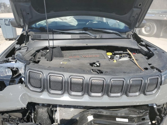 2022 Jeep Compass Trailhawk with VIN 3C4NJDDB5NT105777, listed as a Copart auction lot 48858405 with 46,010 mi miles and Salvage Title. Bid and sale history available at carsss.com. Image 11.