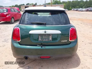 2014 MINI Hardtop with VIN WMWXM5C53ET972847, listed as a IAAI auction lot 42502121 with 165,475 mi miles and . Bid and sale history available at DreamBid. Image 16.