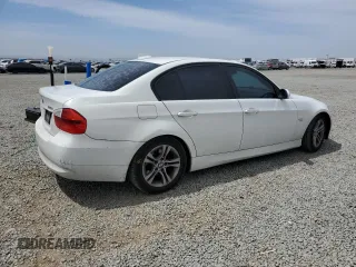 2008 BMW 3 Series 328i z VIN WBAVC53568FZ87064, wystawiony jako Copart lot #56761755 z przebiegiem 197 539 mil mil oraz Szkoda całkowita • Salvage title. Historia ofert i sprzedaży dostępna na DreamBid. Obrazek 3.