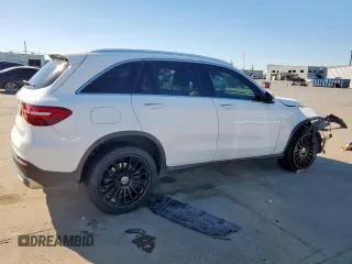 2018 Mercedes-Benz GLC with VIN WDC0G4JB5JV038552, listed as a Copart auction lot 49878755 with 70,196 mi miles and Salvage Title. Bid and sale history available at carsss.com. Image 3.