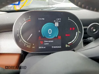 2022 MINI Hardtop Cooper S z VIN WMW53DH09N2R81558, wystawiony jako Copart lot #59386755 z przebiegiem 38 576 mil mil oraz Szkoda całkowita • Salvage title. Historia ofert i sprzedaży dostępna na DreamBid. Obrazek 9.