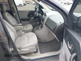 2004 Saturn VUE V6 z VIN 5GZCZ53434S815171, wystawiony jako IAAI lot #41784658 z przebiegiem 160 324 mil mil oraz . Historia ofert i sprzedaży dostępna na DreamBid. Obrazek 5.
