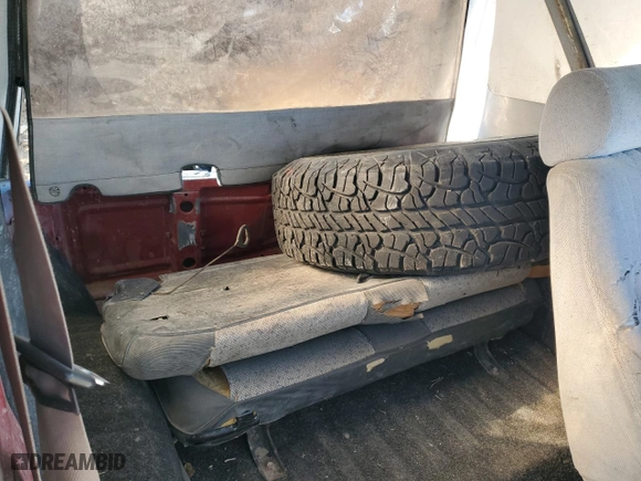 1986 Suzuki Samurai with VIN JS4JC51C8G4114216, listed as a Copart auction lot 46191465 with 67,177 mi miles and Clean Title. Bid and sale history available at carsss.com. Image 10.