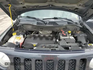 2014 Jeep Patriot Latitude with VIN 1C4NJRFB4ED588422, listed as a Copart auction lot 61401025 with 162,855 mi miles and Salvage title. Bid and sale history available at DreamBid. Image 12.