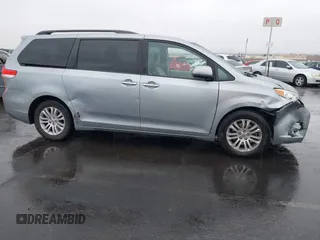 2011 Toyota Sienna XLE AAS with VIN 5TDYK3DC5BS111467, listed as a IAAI auction lot 41560895 with 126,917 mi miles. Bid and sale history available at carsss.com. Image 17.