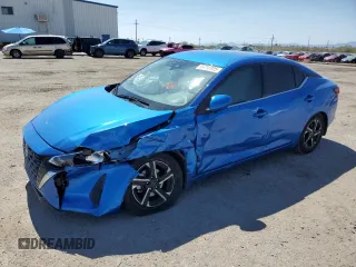 2024 Nissan Sentra SV z VIN 3N1AB8CV4RY388943, wystawiony jako Copart lot #59738925 z przebiegiem 7 596 mil mil oraz Szkoda całkowita • Salvage title. Historia ofert i sprzedaży dostępna na DreamBid. Obrazek 1.