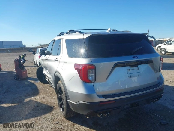 2020 Ford Explorer ST with VIN 1FM5K8GC6LGB63581, listed as a IAAI auction lot 41208573 with 57,057 mi miles. Bid and sale history available at carsss.com. Image 3.