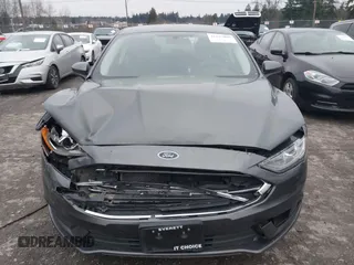 2017 Ford Fusion SE with VIN 3FA6P0H78HR259330, listed as a IAAI auction lot 41257890 with 63,360 mi miles. Bid and sale history available at carsss.com. Image 6.