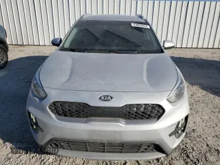 2020 Kia Niro LXS with VIN KNDCB3LC2L5361638, listed as a Copart auction lot 83003044 with 77,944 mi miles and Salvage Title. Bid and sale history available at carsss.com. Image 5.
