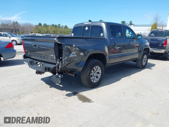 2017 Toyota Tacoma SR5 with VIN 3TMCZ5AN8HM104867, listed as a IAAI auction lot 41931133 with 76,051 mi miles. Bid and sale history available at carsss.com. Image 4.