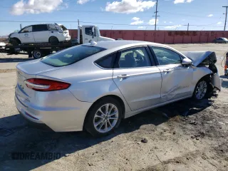 2019 Ford Fusion Hybrid SE with VIN 3FA6P0LU6KR220739, listed as a Copart auction lot 37527283 with 0 mi miles. Bid and sale history available at carsss.com. Image 3.