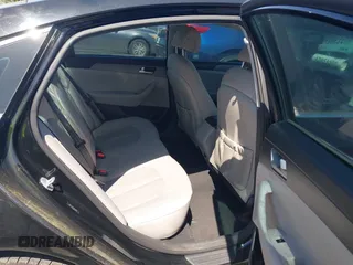 2015 Hyundai Sonata SE z VIN 5NPE24AF1FH210063, wystawiony jako IAAI lot #42053555 z przebiegiem 179 178 mil mil oraz . Historia ofert i sprzedaży dostępna na DreamBid. Obrazek 8.