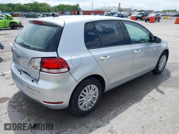 2013 Volkswagen Golf w/Conv & Sunroof с VIN WVWDB7AJ0DW138541, выставлен на аукционе IAAI как лот 42173133 с пробегом 44 910 миль миль и . История ставок и продаж доступна на DreamBid. Изображение 4.
