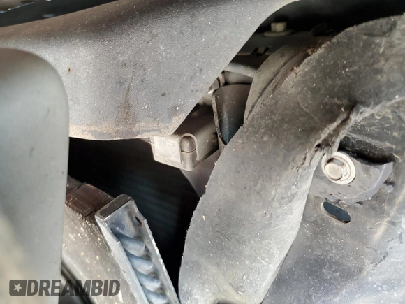 2004 Ford F-150 XLT z VIN 1FTPW12594KD68747, wystawiony jako Copart lot #61853335 z przebiegiem 217 731 mil mil oraz Szkoda całkowita • Salvage title. Historia ofert i sprzedaży dostępna na DreamBid. Obrazek 11.