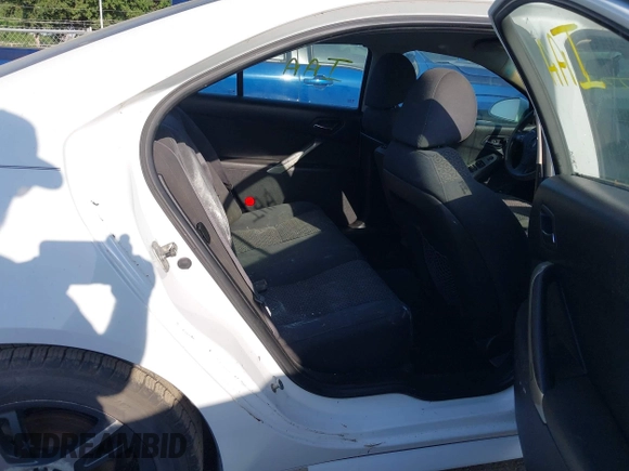 2010 Pontiac G6 w/1SB with VIN 1G2ZA5EB2A4103396, listed as a IAAI auction lot 42014797 with 1 mi miles. Bid and sale history available at carsss.com. Image 8.