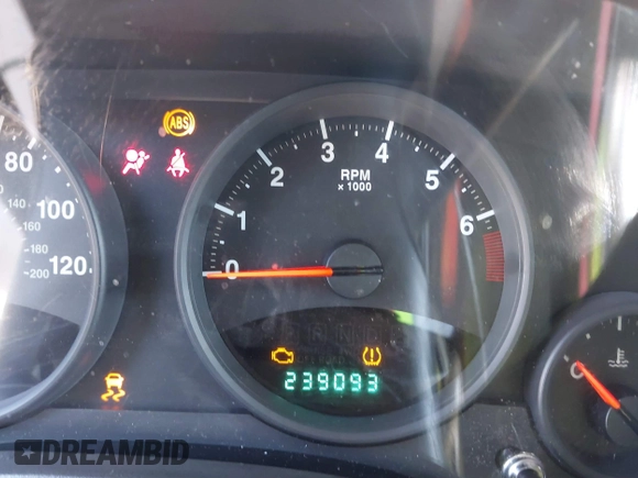 2010 Jeep Patriot Sport with VIN 1J4NT2GB1AD519675, listed as a IAAI auction lot 41321426 with 239,093 mi miles. Bid and sale history available at carsss.com. Image 15.