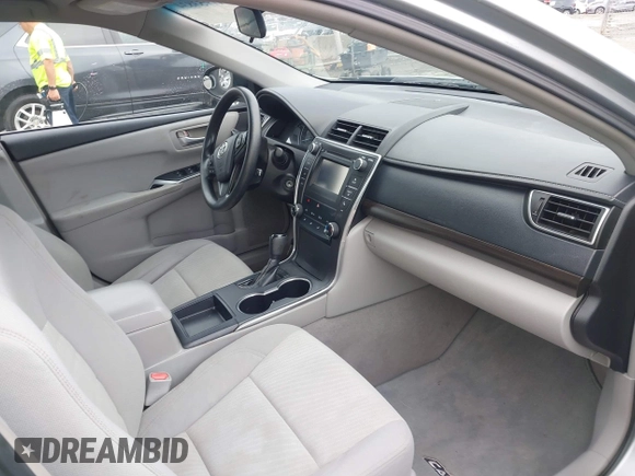 2015 Toyota Camry XLE with VIN 4T4BF1FK6FR475340, listed as a IAAI auction lot 41953834 with 104,041 mi miles. Bid and sale history available at carsss.com. Image 5.