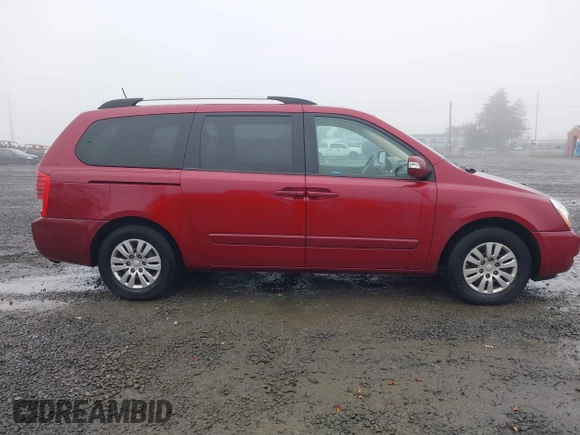 2011 Kia Sedona LX with VIN KNDMG4C71B6411453, listed as a IAAI auction lot 41316825 with 261,028 mi miles. Bid and sale history available at carsss.com. Image 14.