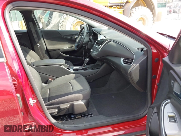 2020 Chevrolet Malibu RS with VIN 1G1ZG5ST4LF085250, listed as a IAAI auction lot 42018772 with 13,736 mi miles and . Bid and sale history available at DreamBid. Image 5.
