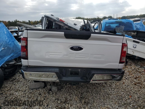 2022 Ford F-150 XL z VIN 1FTEX1CB7NKD00621, wystawiony jako Copart lot #72006184 z przebiegiem Nie podano mil oraz Szkoda całkowita • Salvage title. Historia ofert i sprzedaży dostępna na DreamBid. Obrazek 6.