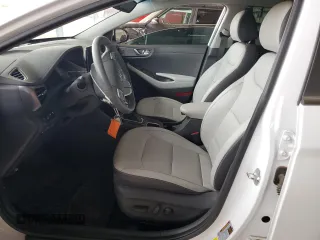 2021 Hyundai Ioniq Limited z VIN KMHC05LC2MU255940, wystawiony jako Copart lot #60332364 z przebiegiem Nie podano mil oraz Szkoda całkowita • Salvage title. Historia ofert i sprzedaży dostępna na DreamBid. Obrazek 7.