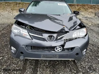 2015 Toyota RAV4 XLE with VIN JTMRFREV4FD125129, listed as a Copart auction lot 49126855 with 118,115 mi miles and Salvage Title. Bid and sale history available at carsss.com. Image 14.