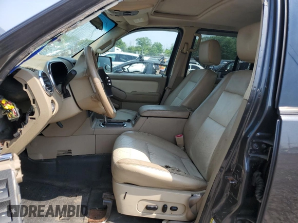 2007 Ford Explorer Sport Trac Limited z VIN 1FMEU33KX7UA51139, wystawiony jako Copart lot #60540505 z przebiegiem 219 148 mil mil oraz Szkoda całkowita • Salvage title. Historia ofert i sprzedaży dostępna na DreamBid. Obrazek 7.