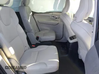 2023 Volvo XC90 Plus with VIN YV4H600N1P1931864, listed as a IAAI auction lot 41441737 with 31,429 mi miles and . Bid and sale history available at DreamBid. Image 8.