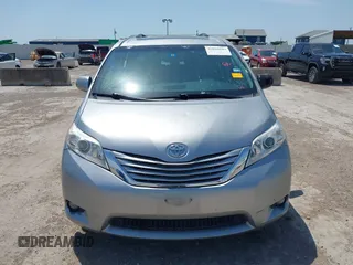 2017 Toyota Sienna XLE Auto Access Seat with VIN 5TDYZ3DC6HS877339, listed as a IAAI auction lot 42028507 with 146,437 mi miles and . Bid and sale history available at DreamBid. Image 12.