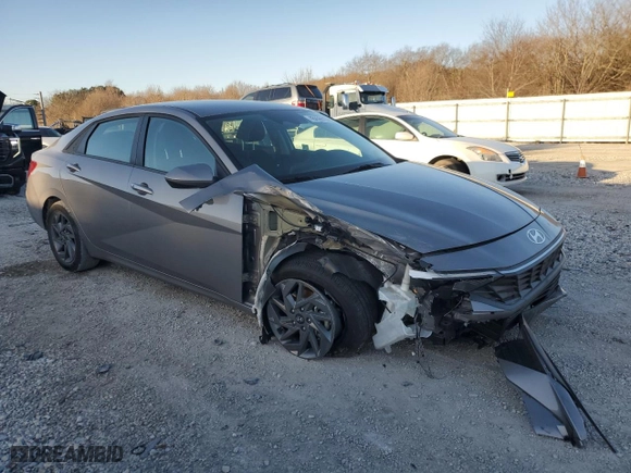 2024 Hyundai Elantra SEL with VIN KMHLM4DG5RU670502, listed as a Copart auction lot 48456615 with 17,817 mi miles and Salvage Title. Bid and sale history available at carsss.com. Image 4.