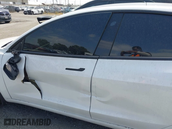2023 Tesla Model 3 с VIN 5YJ3E1EA7PF587797, выставлен на аукционе IAAI как лот 42293954 с пробегом 22 342 миль миль и . История ставок и продаж доступна на DreamBid. Изображение 15.