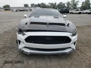 2021 Ford Mustang GT z VIN 1FA6P8CF7M5154451, wystawiony jako Copart lot #59484465 z przebiegiem 26 817 mil mil oraz Szkoda całkowita • Salvage title. Historia ofert i sprzedaży dostępna na DreamBid. Obrazek 5.