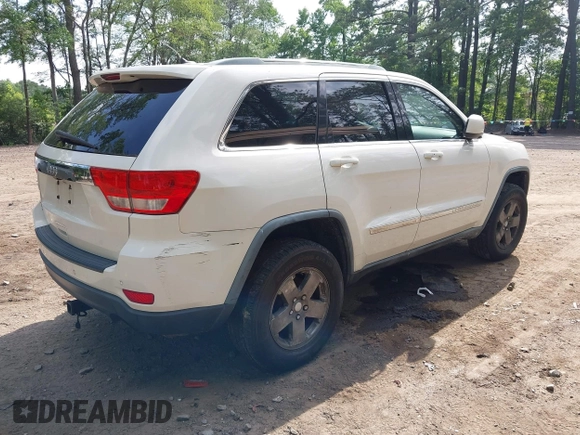 2011 Jeep Grand Cherokee Laredo с VIN 1J4RR4GG0BC641071, выставлен на аукционе IAAI как лот 42460718 с пробегом Не указан миль и . История ставок и продаж доступна на DreamBid. Изображение 4.