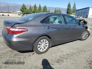 2017 Toyota Camry XLE with VIN 4T1BF1FKXHU409192, listed as a Copart auction lot 81644614 with 86,494 mi miles and Salvage Title. Bid and sale history available at carsss.com. Image 3.