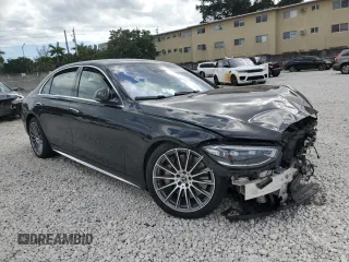 2024 Mercedes-Benz S 580e with VIN W1K6G6KB3RA264513, listed as a Copart auction lot 41341515 with 4,314 mi miles and Non Repairable. Bid and sale history available at DreamBid. Image 4.