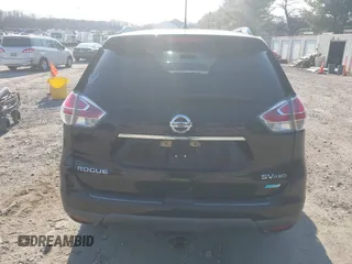 2014 Nissan Rogue S with VIN 5N1AT2MK1EC785035, listed as a IAAI auction lot 41721338 with 167,254 mi miles. Bid and sale history available at carsss.com. Image 17.