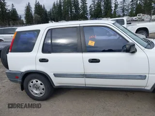 2000 Honda CR-V LX with VIN JHLRD1840YC027995, listed as a IAAI auction lot 41637477 with 268,317 mi miles. Bid and sale history available at carsss.com. Image 13.