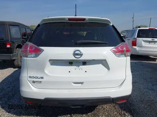 2016 Nissan Rogue SV with VIN KNMAT2MTXGP627849, listed as a IAAI auction lot 41898568 with 167,579 mi miles. Bid and sale history available at carsss.com. Image 16.