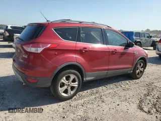 2013 Ford Escape SE with VIN 1FMCU0G91DUD37499, listed as a Copart auction lot 52442525 with 1,980,900 mi miles and Salvage Title. Bid and sale history available at DreamBid. Image 3.