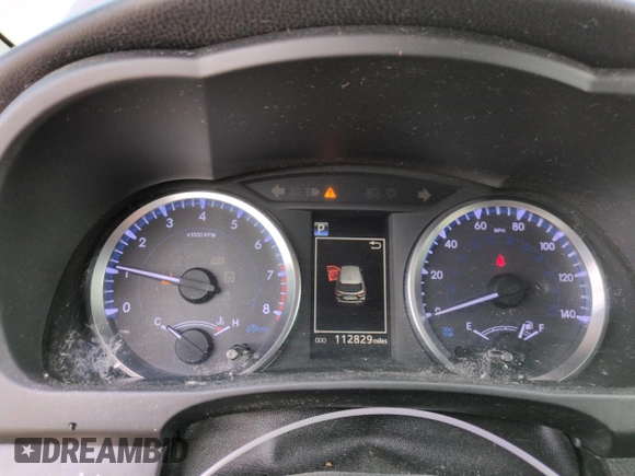 2019 Toyota Highlander LE with VIN 5TDBZRFH1KS957737, listed as a Copart auction lot 54058835 with 112,829 mi miles and Salvage title. Bid and sale history available at DreamBid. Image 9.