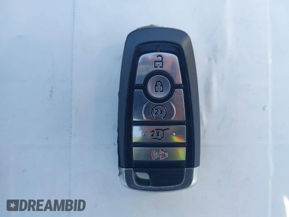 2020 Ford Escape Titanium Hybrid z VIN 1FMCU9DZ9LUC35844, wystawiony jako IAAI lot #42058275 z przebiegiem 74 205 mil mil oraz . Historia ofert i sprzedaży dostępna na DreamBid. Obrazek 11.