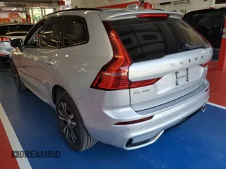 2024 Volvo XC60 Core Dark Theme z VIN YV4L12RK7R1929374, wystawiony jako IAAI lot #42537657 z przebiegiem 48 177 mil mil oraz . Historia ofert i sprzedaży dostępna na DreamBid. Obrazek 9.