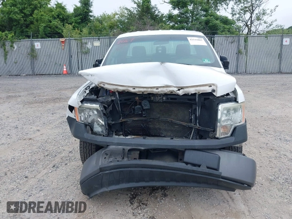 2014 Ford F-150 XL z VIN 1FTMF1CMXEKE59536, wystawiony jako IAAI lot #42515867 z przebiegiem 134 845 mil mil oraz . Historia ofert i sprzedaży dostępna na DreamBid. Obrazek 12.