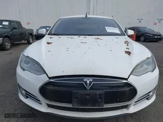 2012 Tesla Model S with VIN 5YJSA1DN6CFS00341, listed as a IAAI auction lot 41994114 with 1 mi miles. Bid and sale history available at carsss.com. Image 10.