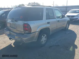 2002 Chevrolet TrailBlazer LTZ with VIN 1GNDT13S722204501, listed as a IAAI auction lot 41658875 with 162,007 mi miles. Bid and sale history available at carsss.com. Image 4.