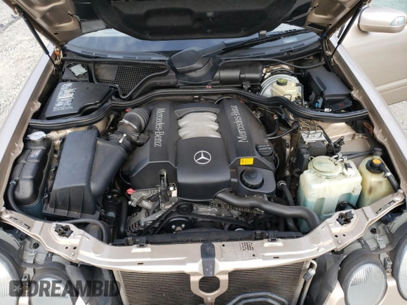 2001 Mercedes-Benz E-Class with VIN WDBJH65J41B312277, listed as a Copart auction lot 70261594 with 123,702 mi miles and Clean Title. Bid and sale history available at carsss.com. Image 11.